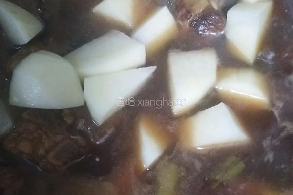 排骨炖土豆的做法图解10