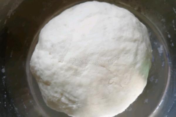 练奶红豆沙包的做法图解1