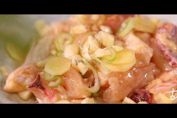 三杯鸡 ‖ 秘制正宗源头版的下饭战斗鸡的做法图解2