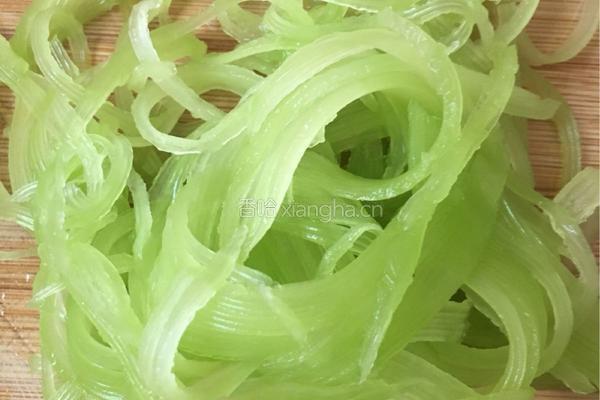 麻辣香菇酱凉拌粉丝的做法图解3