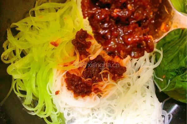 麻辣香菇酱凉拌粉丝的做法图解11