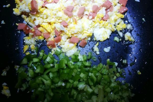 炒花饭的做法图解6