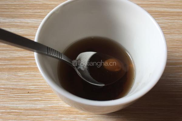 红糖小米鸡蛋粥的做法图解6