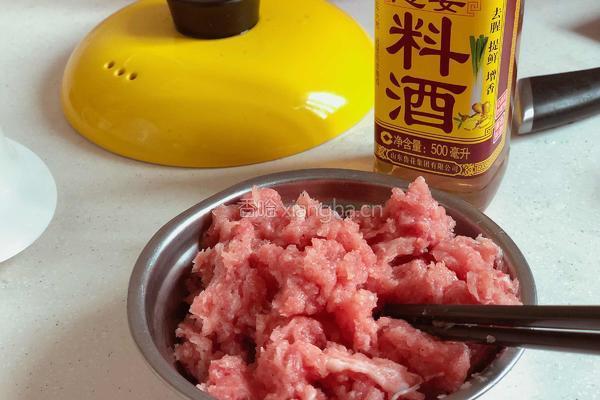 猪脯肉的做法图解3