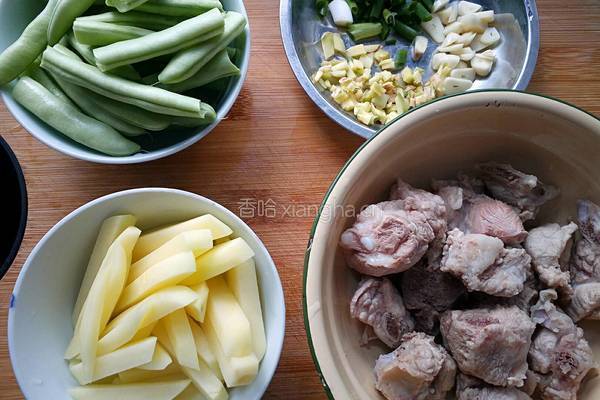 豆角土豆炖排骨的做法图解4