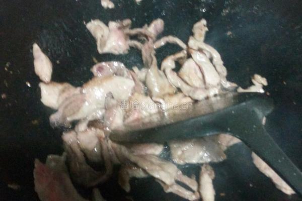 香菇炒肉的做法图解1
