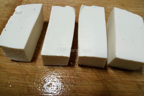肉末榨菜香菇蒸豆腐的做法图解2