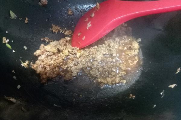 肉末榨菜香菇蒸豆腐的做法图解10