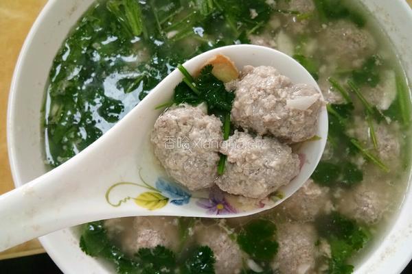 汆羊肉丸子的做法图解7