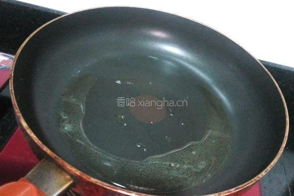 西红柿鸡蛋炒面的做法图解1