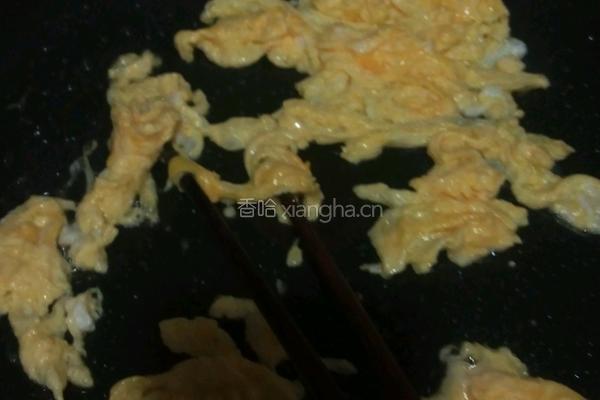 西红柿鸡蛋炒面的做法图解2