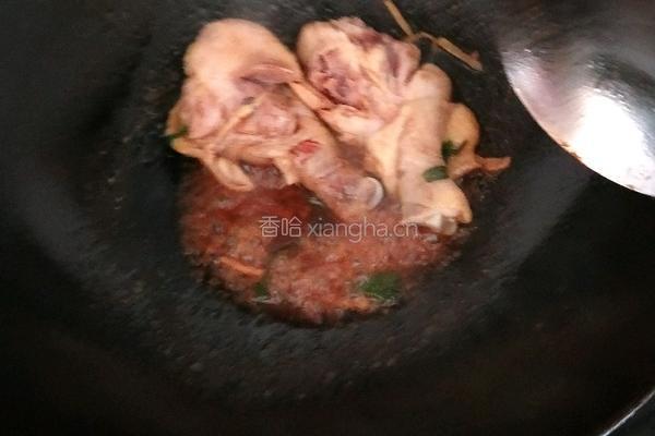 小蘑菇炖鸡腿的做法图解9