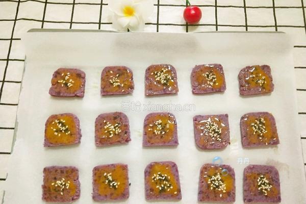 宝宝芝麻紫薯饼的做法图解7