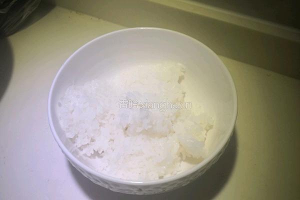 电磁炉做蛋包饭的做法图解1