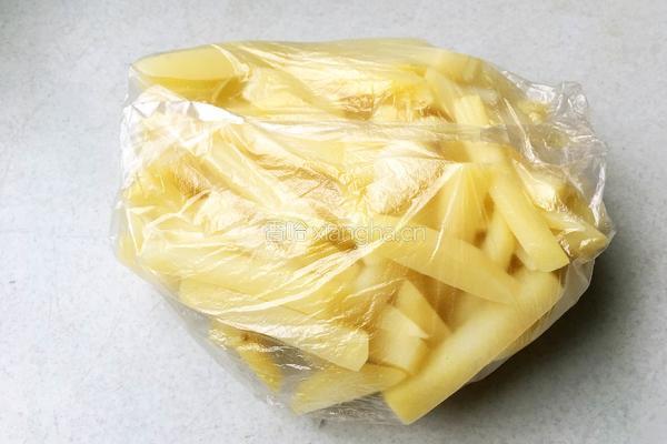 炸土豆条的做法图解4