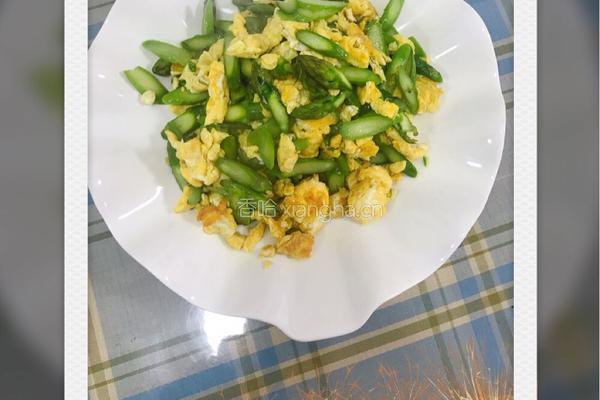 蛋炒芦笋的做法图解4