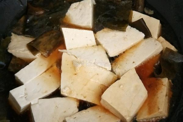海带炖豆腐的做法图解7