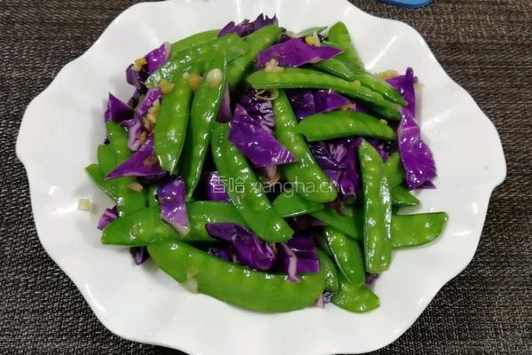 紫甘蓝炒荷兰豆