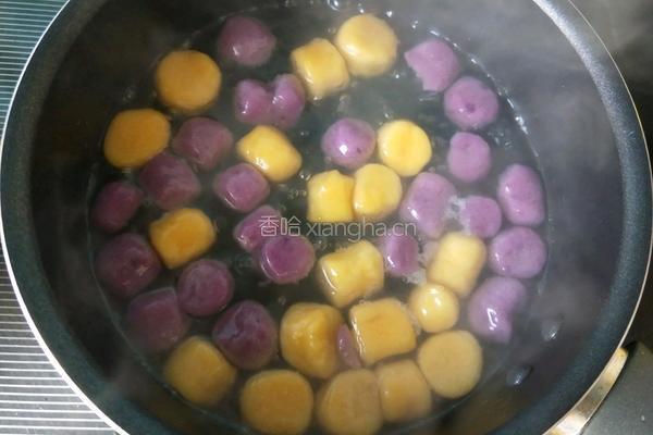 西米牛奶煮芋圆的做法图解12