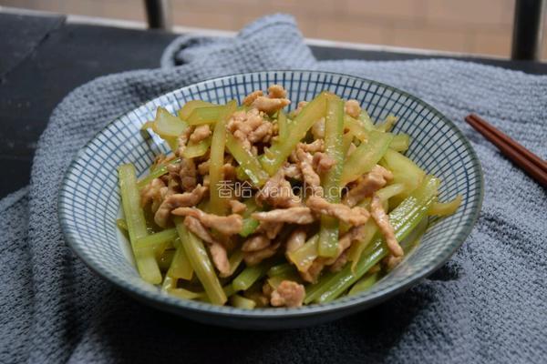 西芹炒肉丝的做法图解9