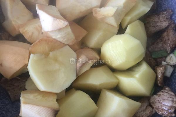 茄子炖土豆的做法图解7