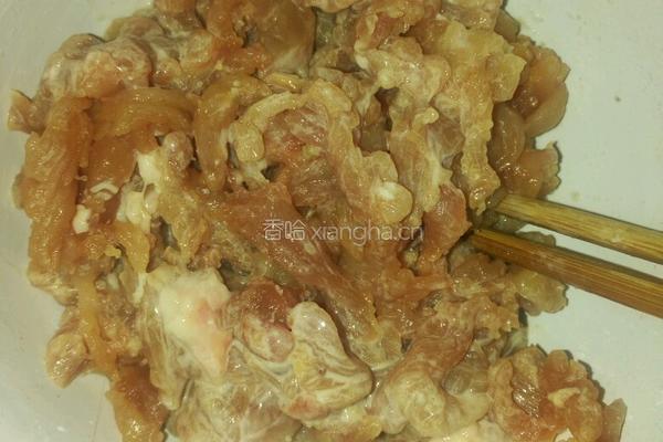鱼香肉丝的做法图解1