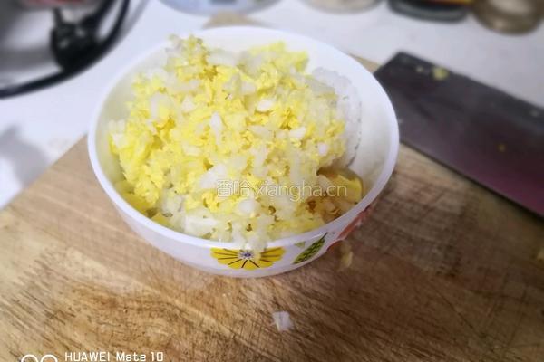 米饭鸡蛋饼的做法图解2