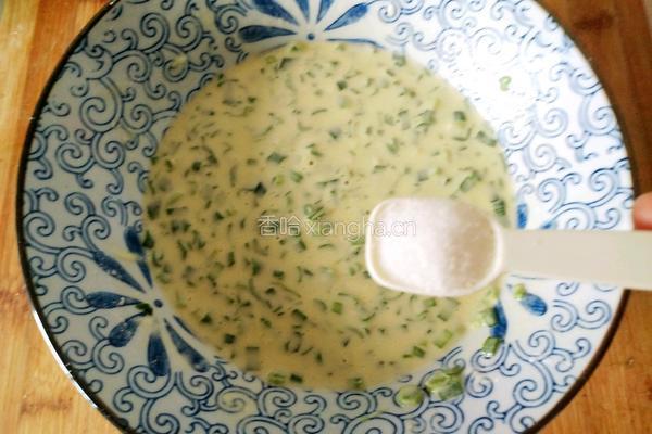 韭菜鸡蛋饼的做法图解5
