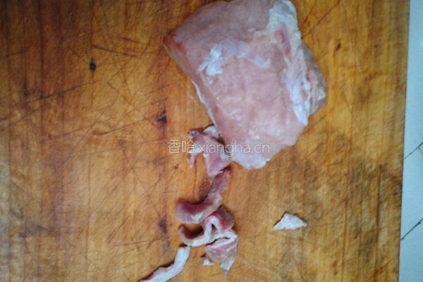 京酱肉丝的做法图解1