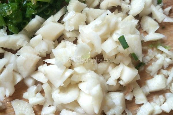 青椒绿豆芽的做法图解3