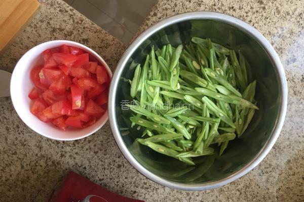 瘦肉豆角焖面的做法图解2