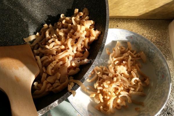 腊肉炒萝卜干的做法图解5