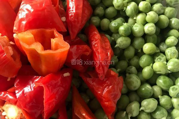豌豆炒牛肉的做法图解1