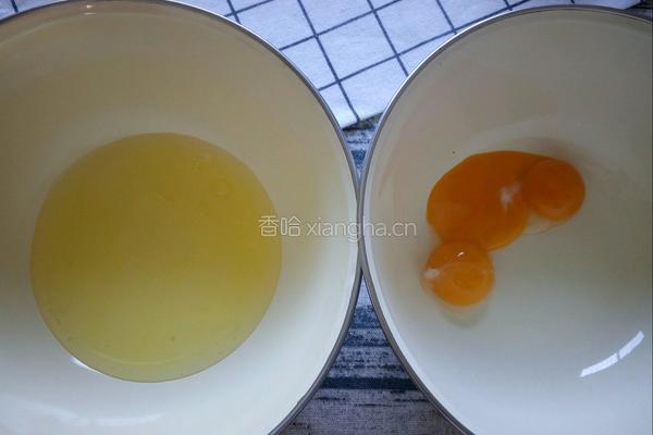 六寸戚风蛋糕的做法图解3