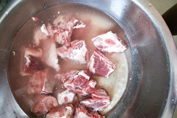 排骨炖土豆干的做法图解3