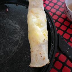 鸡蛋灌饼的做法[图]