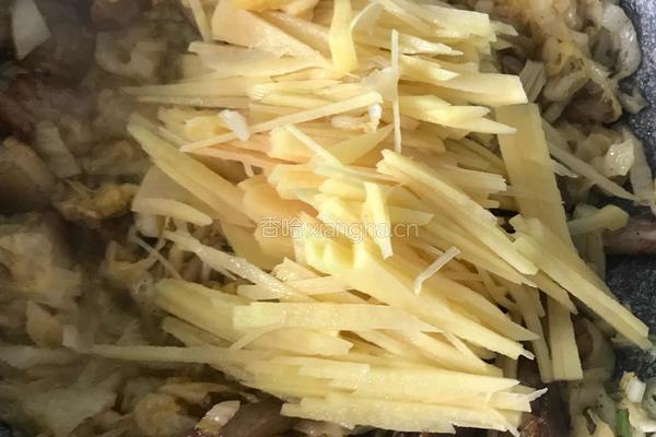 土豆丝炒酸菜丝的做法图解8
