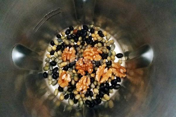 黑豆核桃豆浆的做法图解5