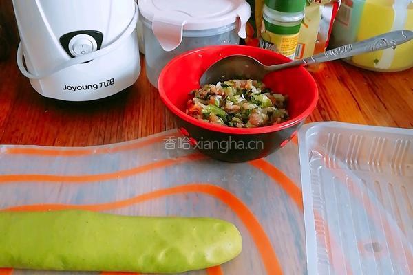 菠菜猪肉馅营养早餐饼的做法图解1