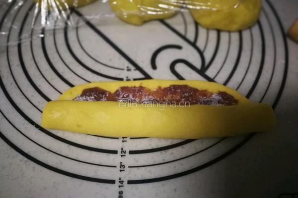 南瓜豆沙椰蓉卷的做法图解11