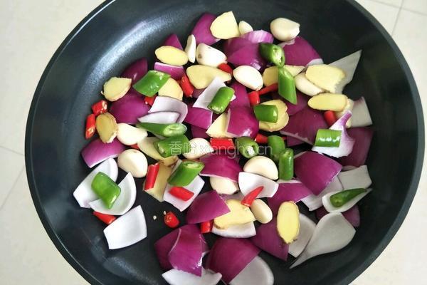 普宁豆酱鸡的做法图解7