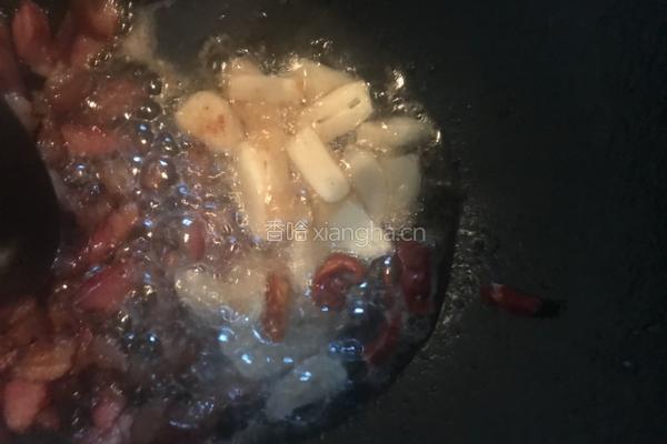腊肉烧冬笋的做法图解5