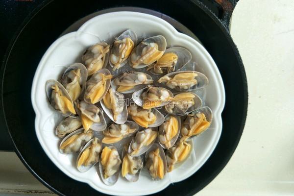 清蒸油蛤的做法图解6