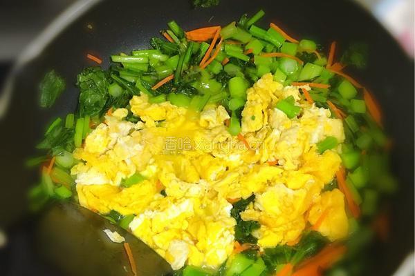 鸡蛋炒河粉的做法图解3