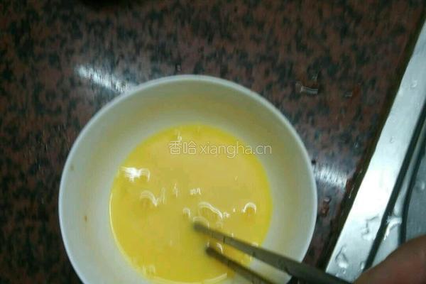 自制小米瘦肉鸡蛋蒸面的做法图解5