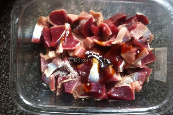 双椒鸭胗的做法图解3