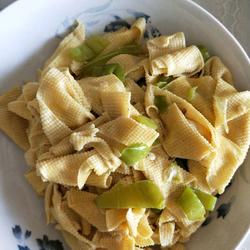 尖椒干豆腐的做法[图]
