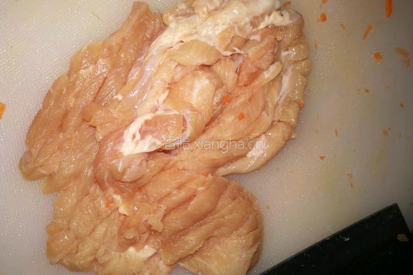 玉米胡萝卜猪肉饺子的做法图解5