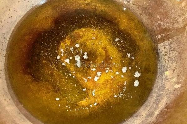 椒盐蘑菇的做法图解3