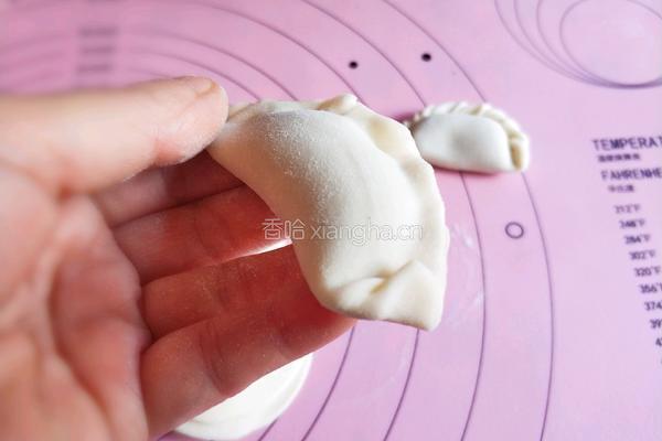 韭菜肉馅饺子（花边饺）的做法图解10